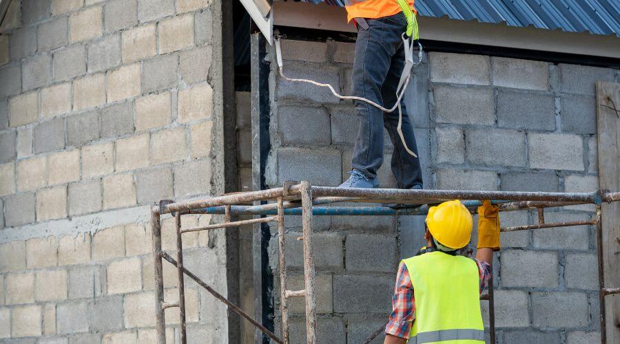 Professional residential roofers in Hollis, NY